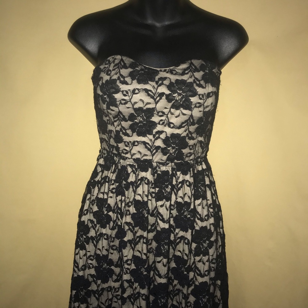 Black strapless dress